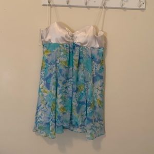 Giving it away. Size 9/10